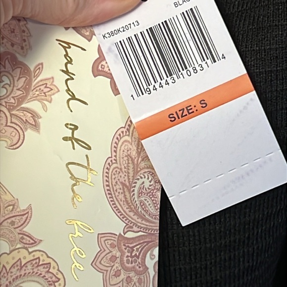 B.O.G. BAND OF THE FREE Women’s BLACK RIBBED CROP KNIT SHIRT Sm LONG SLEEVES - Picture 7 of 9